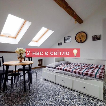 Apartments Galicia Lviv Bagian luar foto