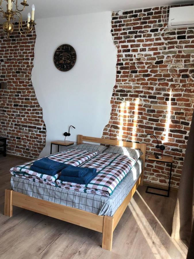 Apartments Galicia Lviv Bagian luar foto