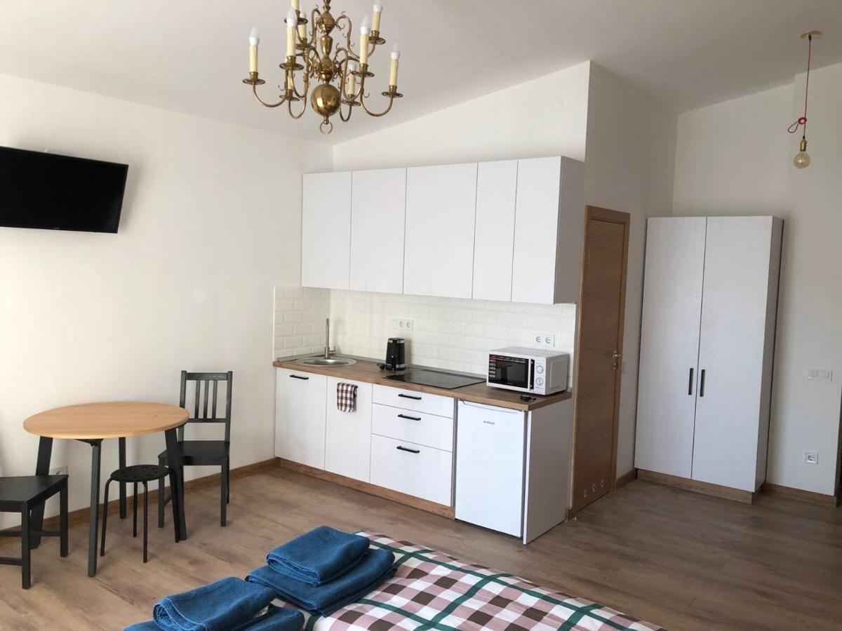 Apartments Galicia Lviv Bagian luar foto