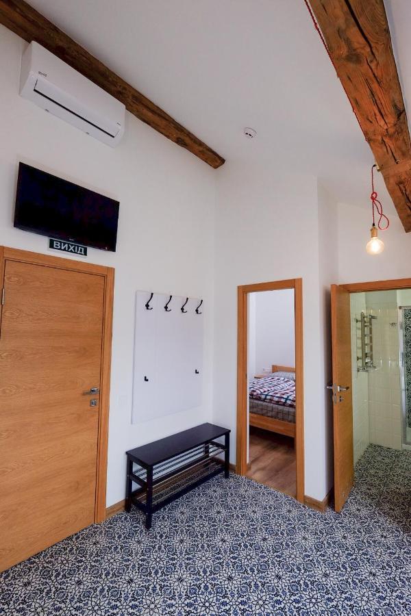 Apartments Galicia Lviv Bagian luar foto