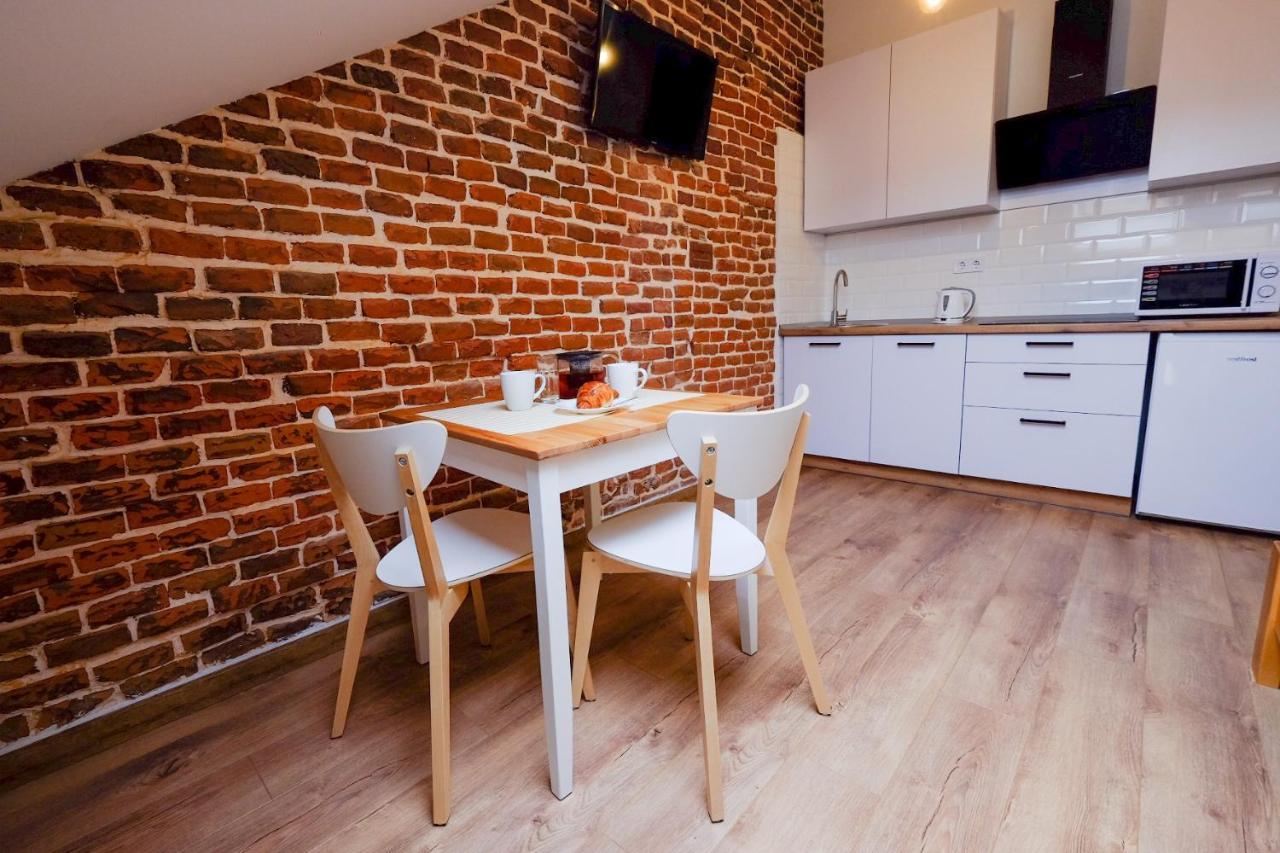 Apartments Galicia Lviv Bagian luar foto