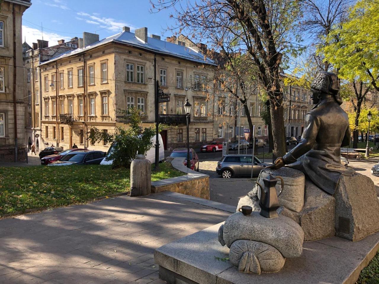 Apartments Galicia Lviv Bagian luar foto