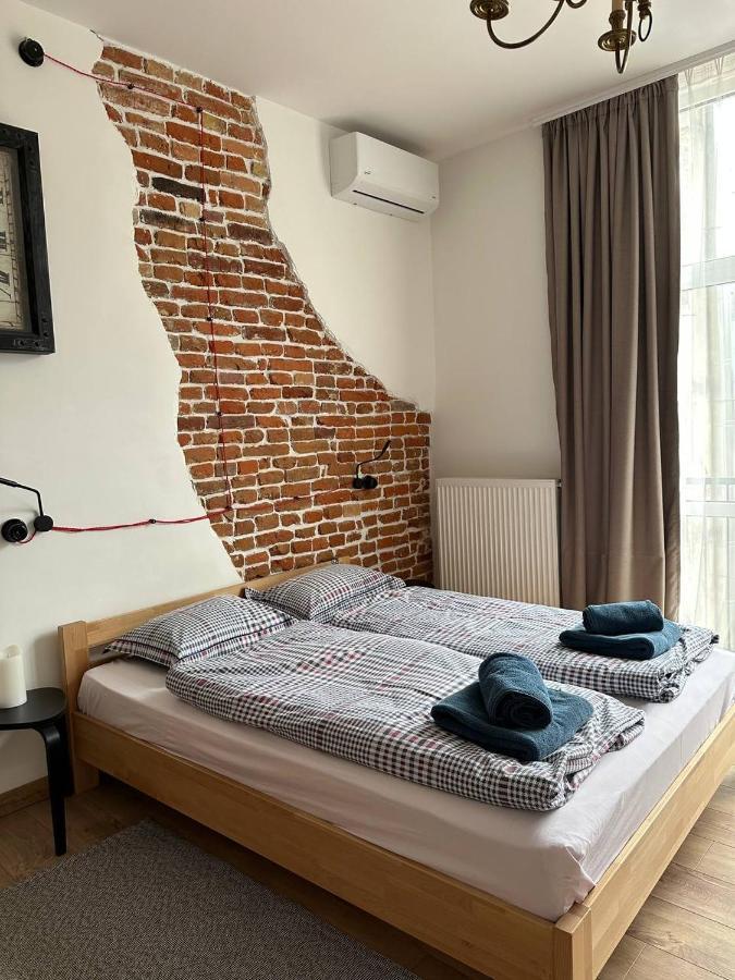 Apartments Galicia Lviv Bagian luar foto
