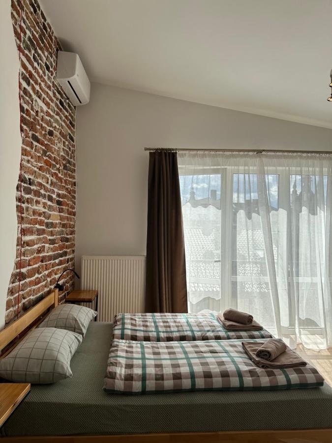 Apartments Galicia Lviv Bagian luar foto