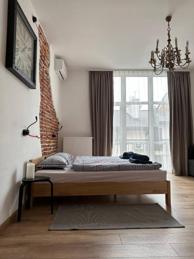 Apartments Galicia Lviv Bagian luar foto
