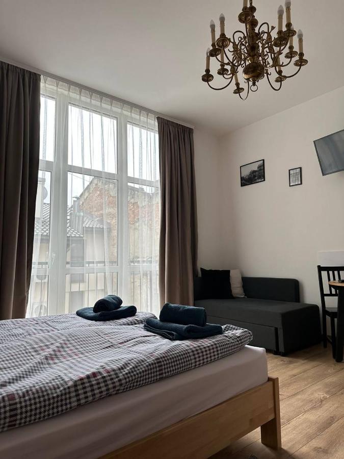 Apartments Galicia Lviv Bagian luar foto